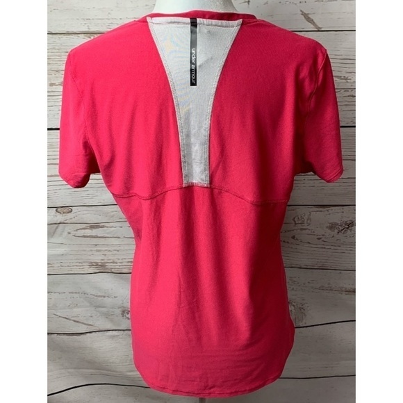 NWOT UA Semi-Fitted Short Sleeve Top Large - Picture 5 of 6